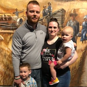 Meet your Posher, Amber